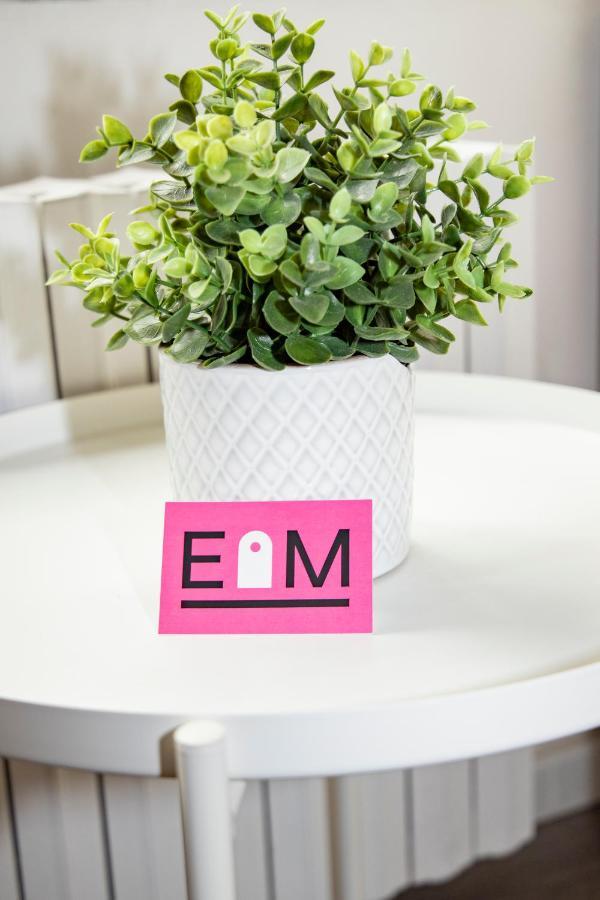 Easy - And Navigli Apartahotel