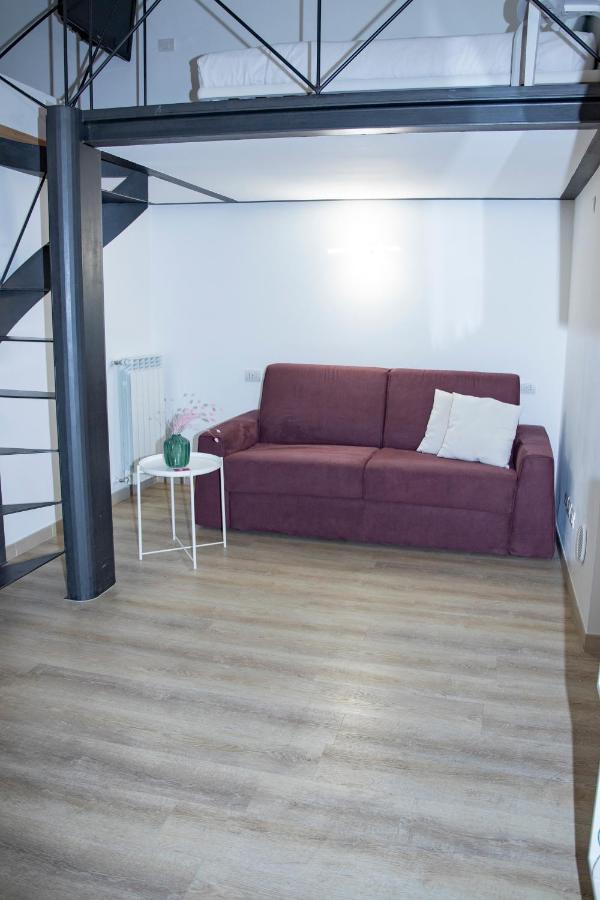 Apartahotel Easy - And Navigli 2*